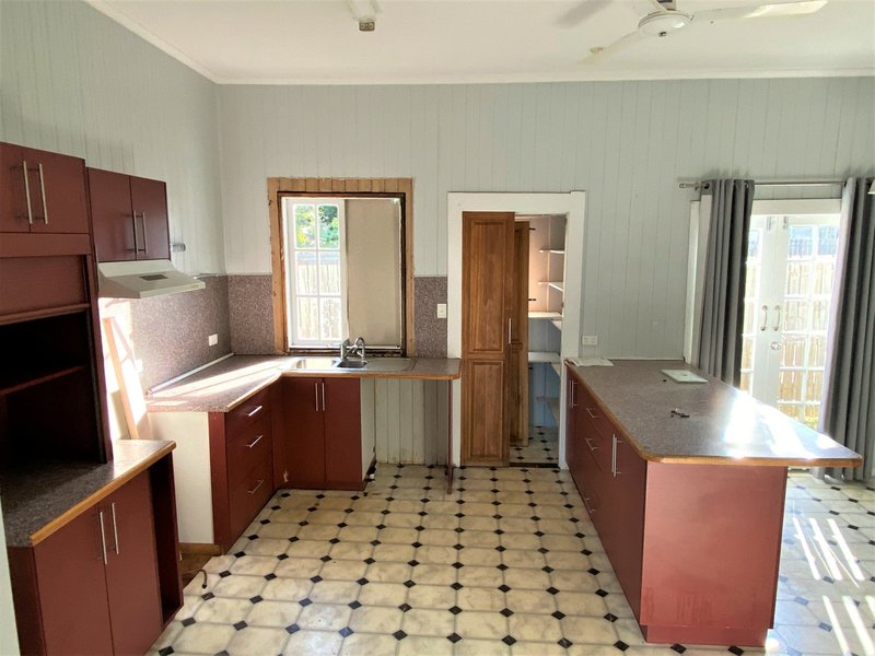 Photo - 11 James Street, Kingaroy QLD 4610 - Image 5