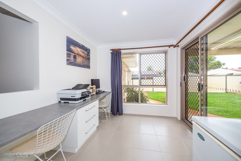 Photo - 11 Jasmin Drive, Bongaree QLD 4507 - Image 3