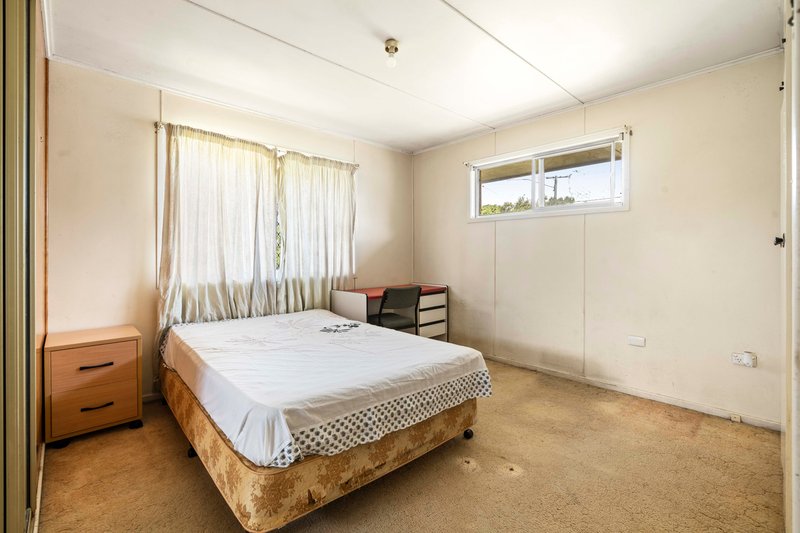 Photo - 11 Jean Street, Harristown QLD 4350 - Image 6