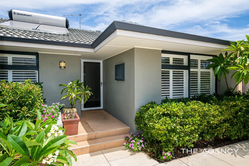 Photo - 11 Jeanes Road, Karrinyup WA 6018 - Image 2