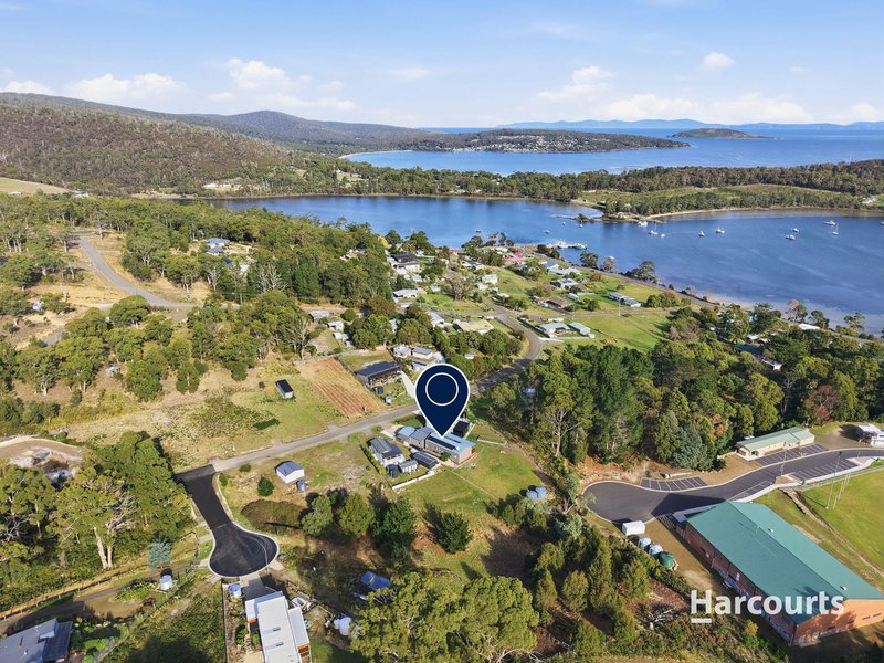 Photo - 11 Jennings Crescent, Nubeena TAS 7184 - Image 3