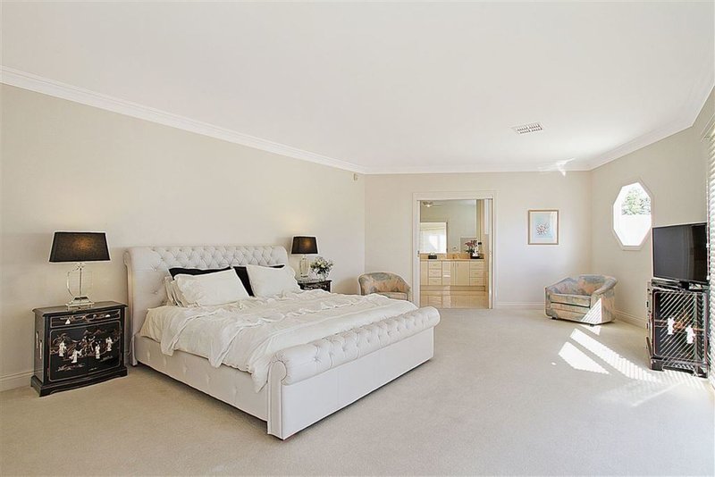 Photo - 11 Jessica Close, Wantirna South VIC 3152 - Image 19