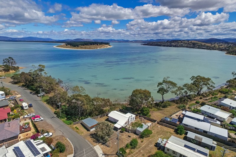 11 Jetty Road, Dodges Ferry TAS 7173