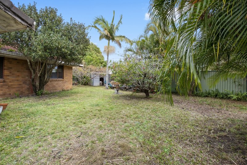 Photo - 11 Jib Court, Mermaid Waters QLD 4218 - Image 11