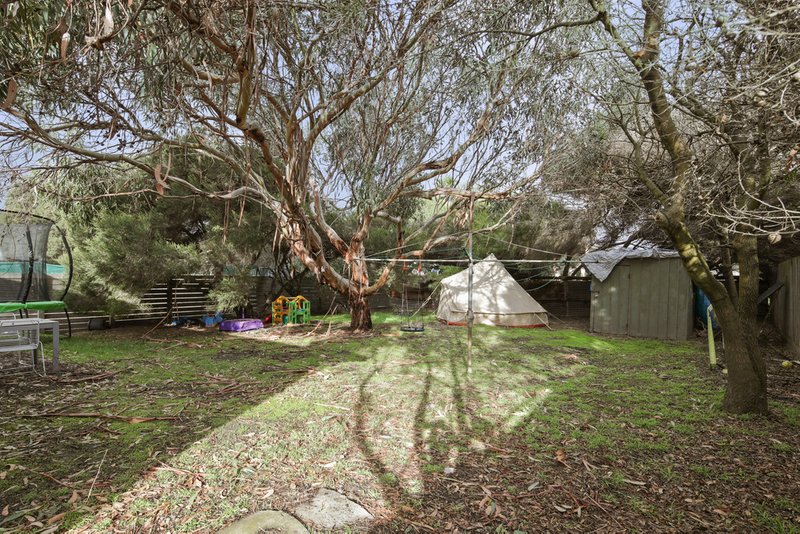 Photo - 11 Jill Street, Sunderland Bay VIC 3922 - Image 6