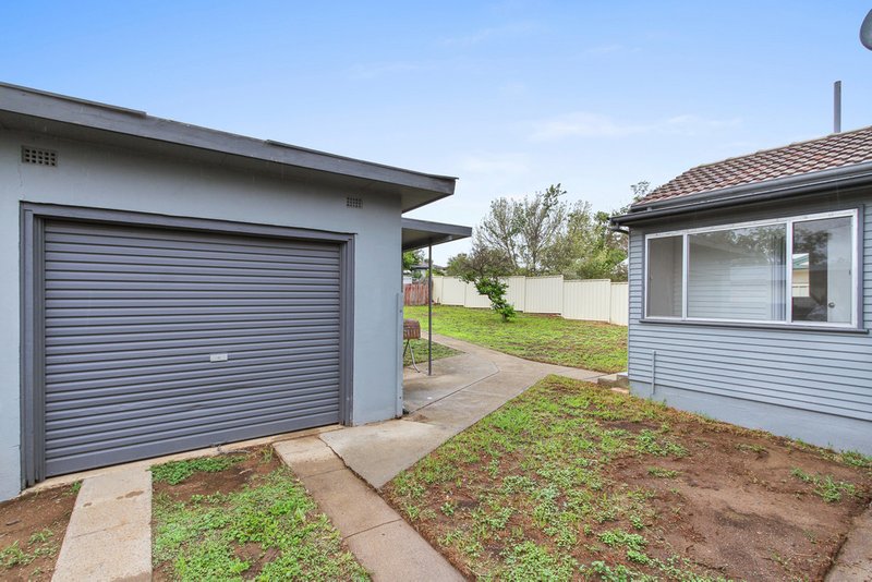 Photo - 11 John Street, Tamworth NSW 2340 - Image 5