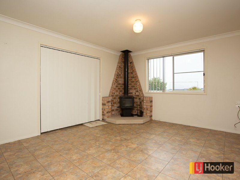 Photo - 11 Johns Drive, Kootingal NSW 2352 - Image 8