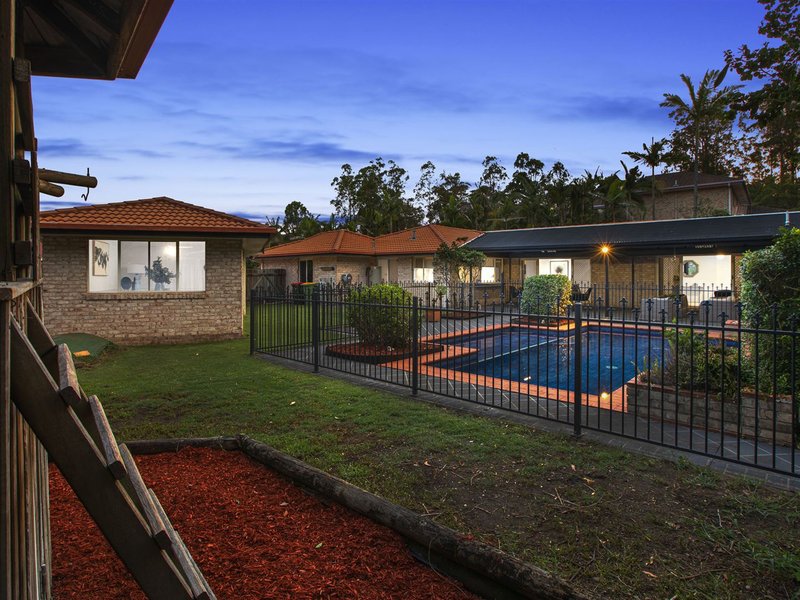 Photo - 11 Jonquil Court, Albany Creek QLD 4035 - Image 19