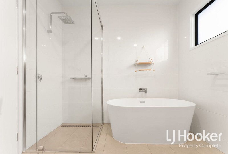 Photo - 11 Jordan Street, Jimboomba QLD 4280 - Image 9