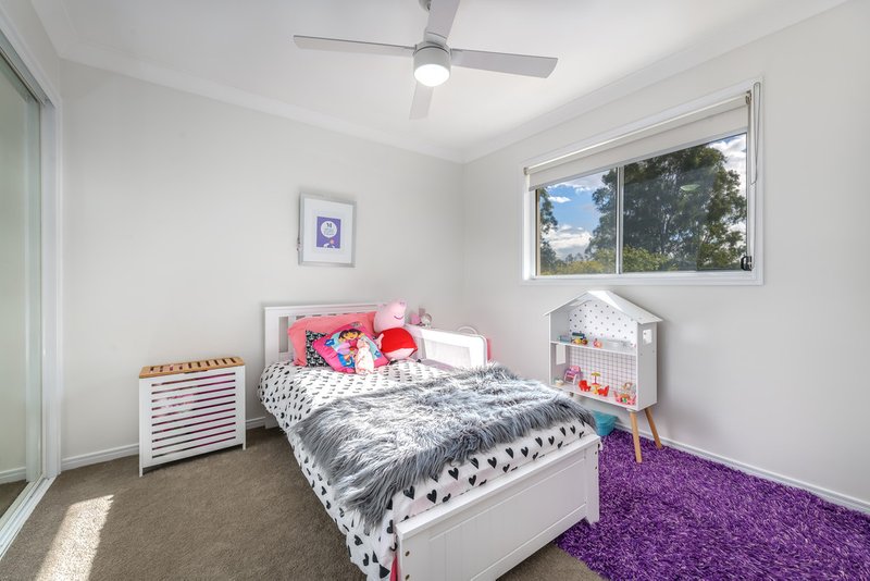 Photo - 1/1 Joshua Close, Arundel QLD 4214 - Image 19