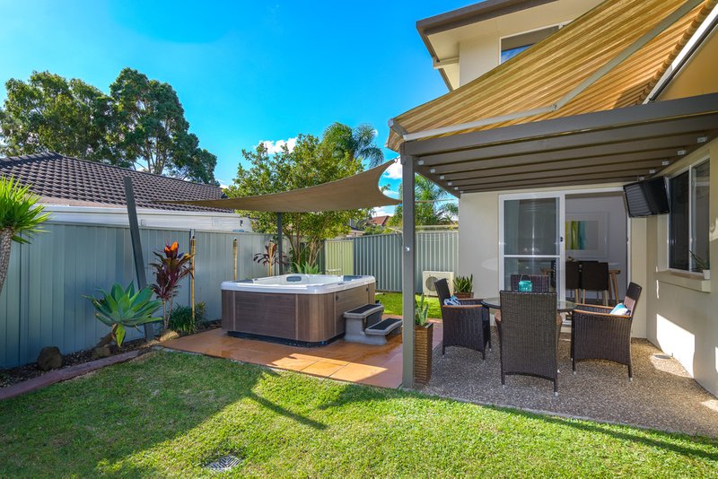 Photo - 1/1 Joshua Close, Arundel QLD 4214 - Image 24