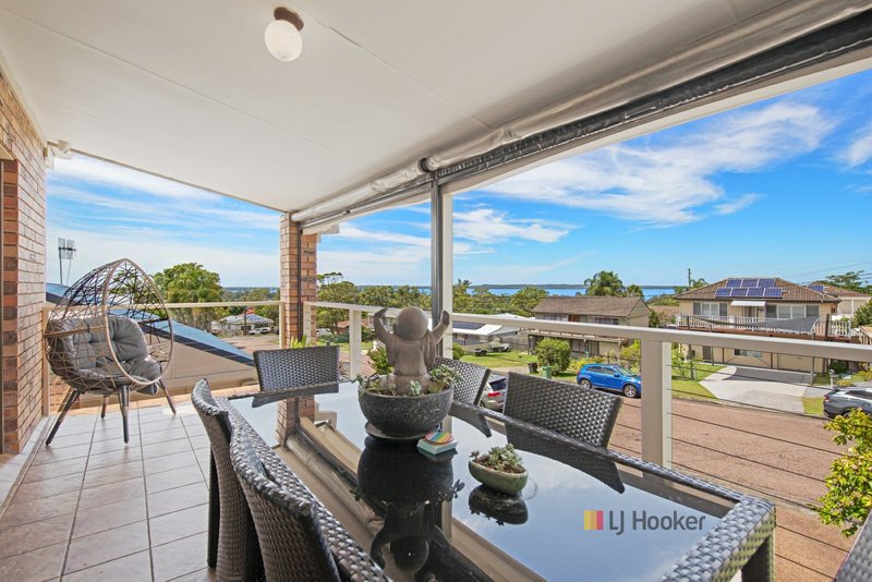 Photo - 11 Joy Street, Gorokan NSW 2263 - Image 3