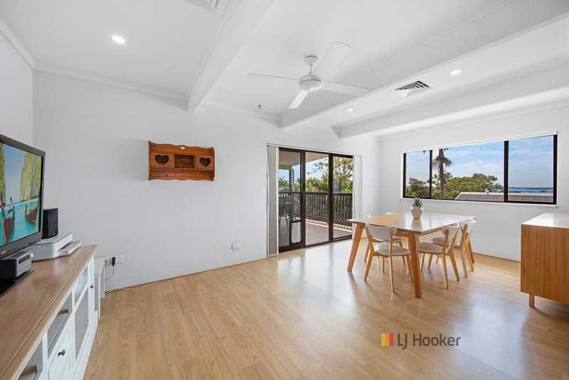 Photo - 11 Joy Street, Gorokan NSW 2263 - Image 9