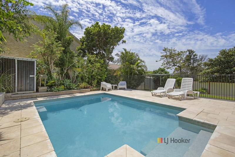 Photo - 11 Joy Street, Gorokan NSW 2263 - Image 17