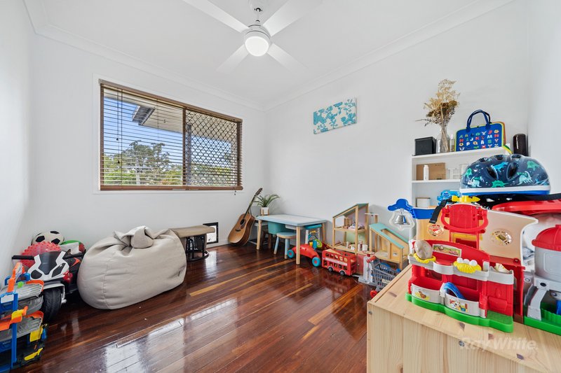 Photo - 11 Juanita Grove, Springwood QLD 4127 - Image 14