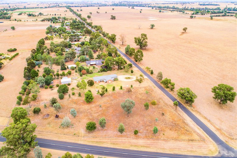 11 Jukes Lane, Cowra NSW 2794