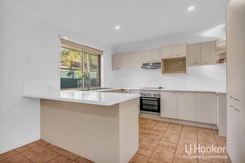 Photo - 11 Kalmia Close, Mango Hill QLD 4509 - Image 2