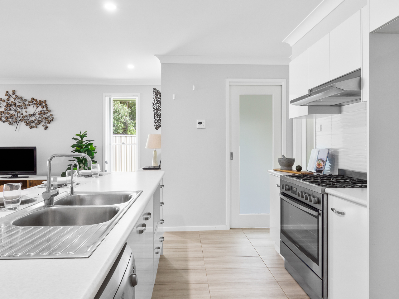 4-bedroom house at 11 Kamala Avenue, Ulladulla, NSW 2539, Shoalhaven, New South Wales