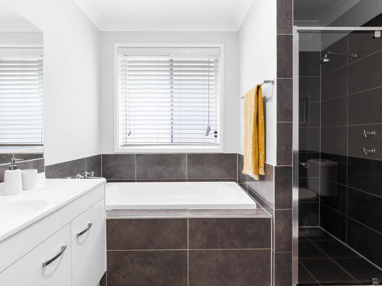 4-bedroom house at 11 Kamala Avenue, Ulladulla, NSW 2539, Shoalhaven, New South Wales