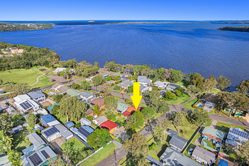 11 Kamilaroo Avenue, Lake Munmorah NSW 2259