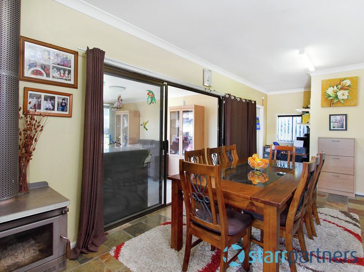 Photo - 11 Karani Avenue, Guildford NSW 2161 - Image 6