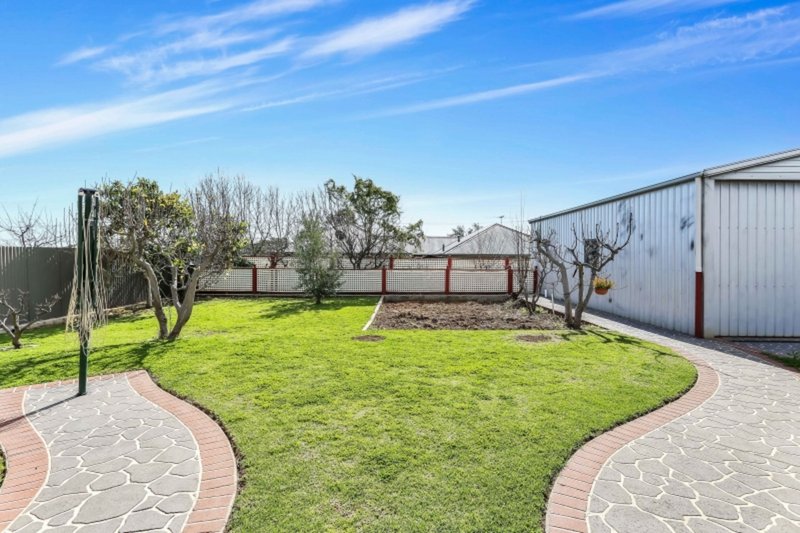 Photo - 11 Karawirra Avenue, Rostrevor SA 5073 - Image 20