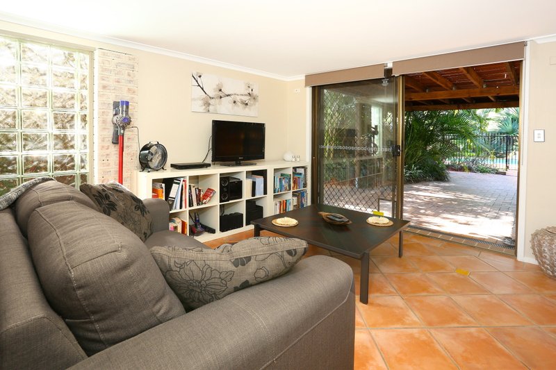 Photo - 11 Kardella Street, Ashmore QLD 4214 - Image 6