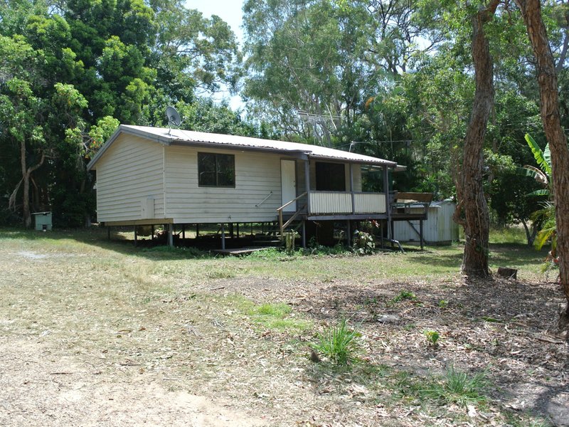 11 Kardinia Street, Macleay Island QLD 4184