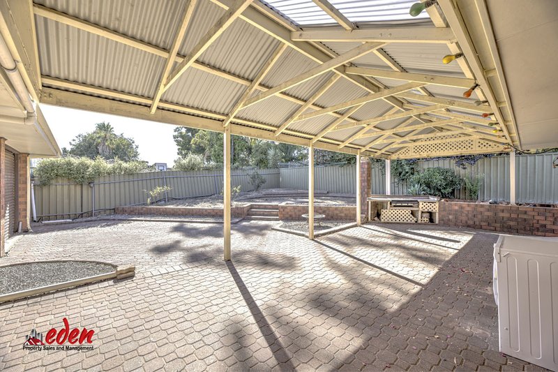 Photo - 11 Karinga Avenue, Craigmore SA 5114 - Image 4