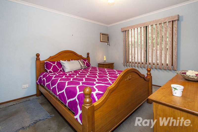 Photo - 11 Kauri Grove, Glen Waverley VIC 3150 - Image 4