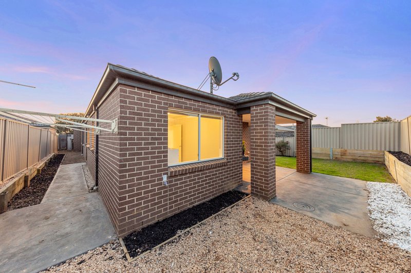 Photo - 11 Keating Street, Pakenham VIC 3810 - Image 13