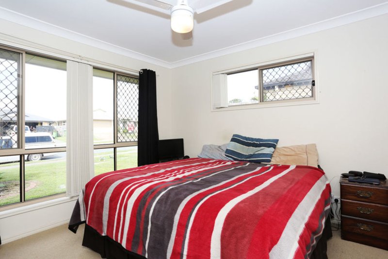 Photo - 11 Keeley Street, Morayfield QLD 4506 - Image 6