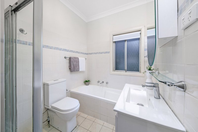 Photo - 11 Kembla Avenue, Chester Hill NSW 2162 - Image 7