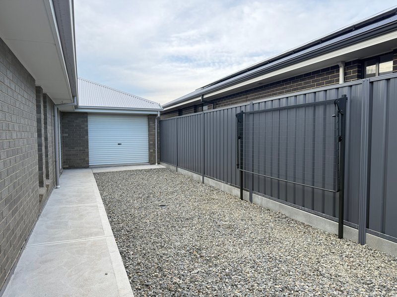 Photo - 11 Kennedy Avenue, Hindmarsh Island SA 5214 - Image 11