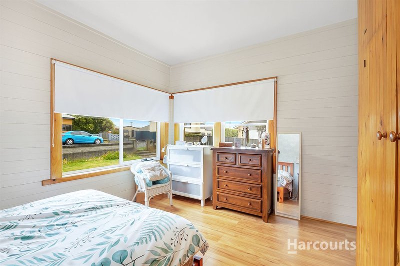 Photo - 1/1 Kentish Street, Penguin TAS 7316 - Image 6