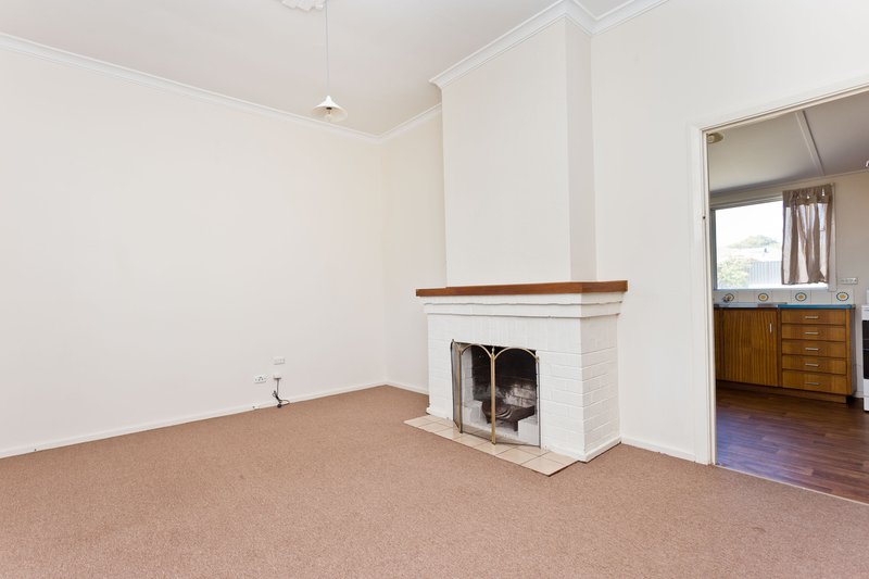 Photo - 11 Kiesey Street, Coogee WA 6166 - Image 7