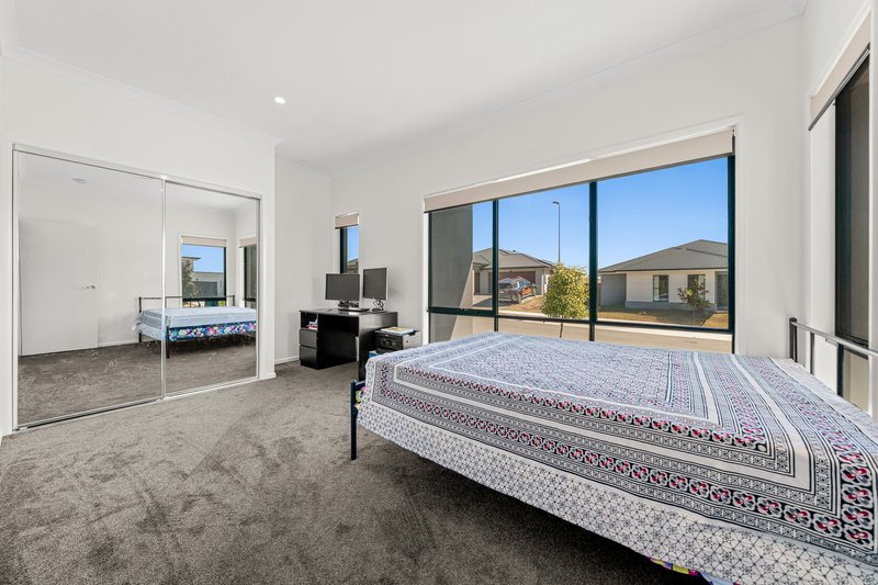 Photo - 11 Killarney Lane, Yarrabilba QLD 4207 - Image 6