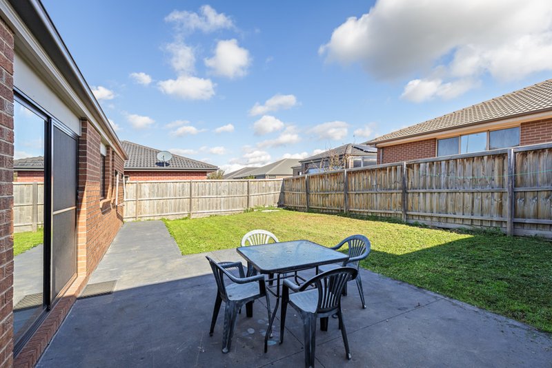 Photo - 11 Kilwarrie Street, Wollert VIC 3750 - Image 10