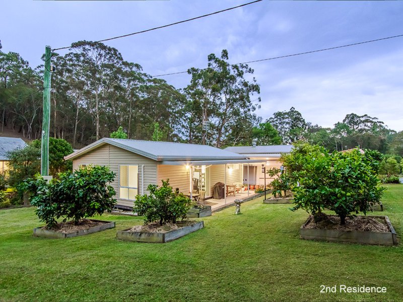 Photo - 11 Kimmuli Drive, Elanora QLD 4221 - Image 12