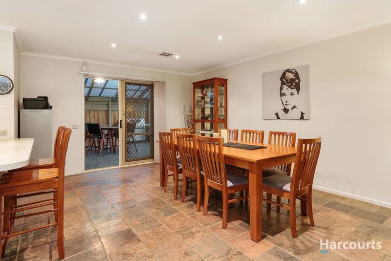 Photo - 11 Kincaid Court, Ferntree Gully VIC 3156 - Image 5