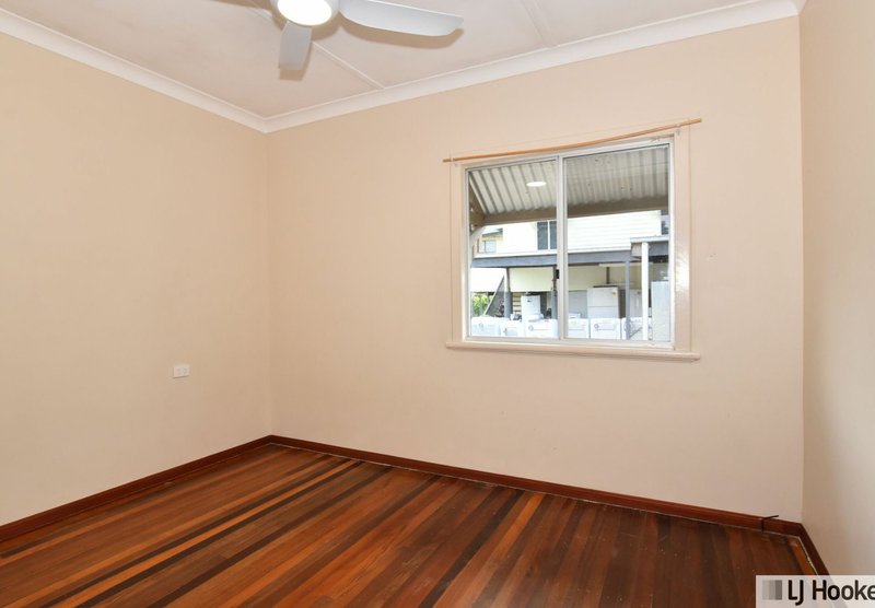 Photo - 11 King Street, Tully QLD 4854 - Image 14