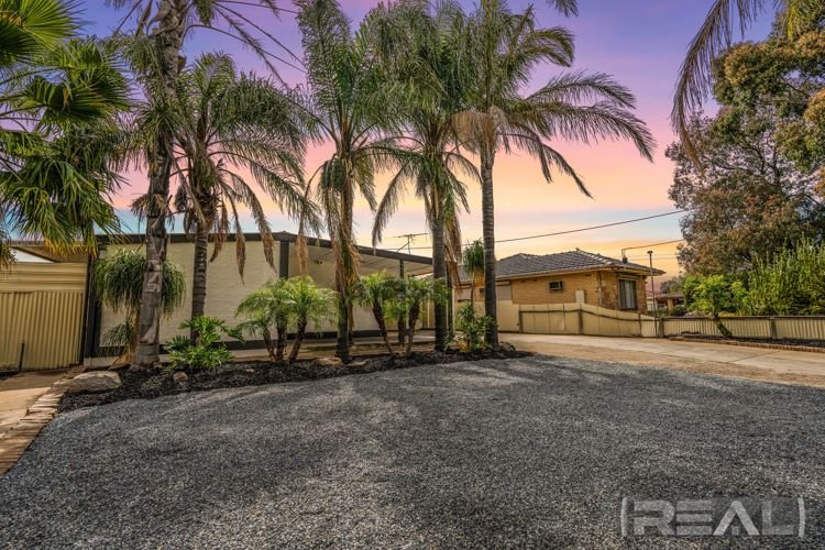 Photo - 11 Kings Road, Salisbury Downs SA 5108 - Image 3