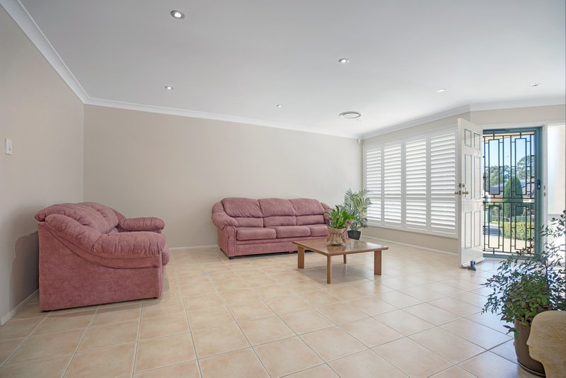 Photo - 11 Kingsfield Avenue, Glenmore Park NSW 2745 - Image 2