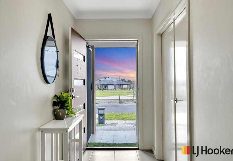 Photo - 11 Kipling Circuit, Diggers Rest VIC 3427 - Image 5