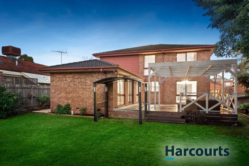 Photo - 11 Kirrum Close, Wantirna South VIC 3152 - Image 11