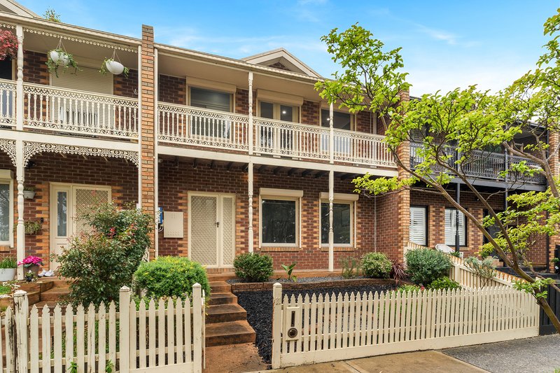 Photo - 11 Klein Crescent, Roxburgh Park VIC 3064 - Image 1