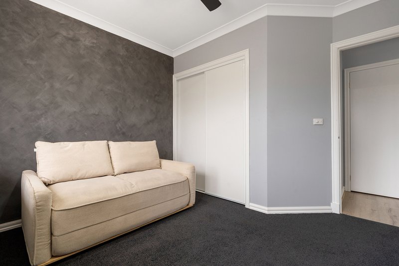 Photo - 11 Klein Crescent, Roxburgh Park VIC 3064 - Image 15