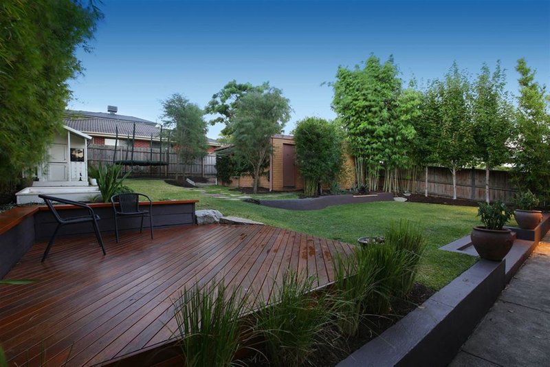 Photo - 11 Kneale Drive, Box Hill North VIC 3129 - Image 16