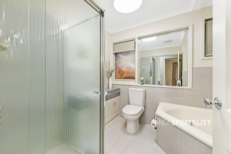 Photo - 11 Kogarah Court, Keysborough VIC 3173 - Image 14