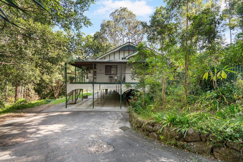 Photo - 11 Koombahla Drive, Tallebudgera QLD 4228 - Image 6
